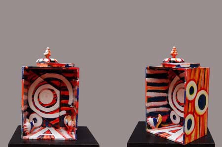Il luogo dello spirito (olio su legno)  cm32,5X18,0Xcm63,5; 2001 